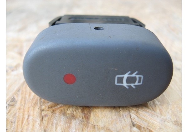 Кнопка блокування дверей (центрального замка) Renault Clio 2, Symbol 2